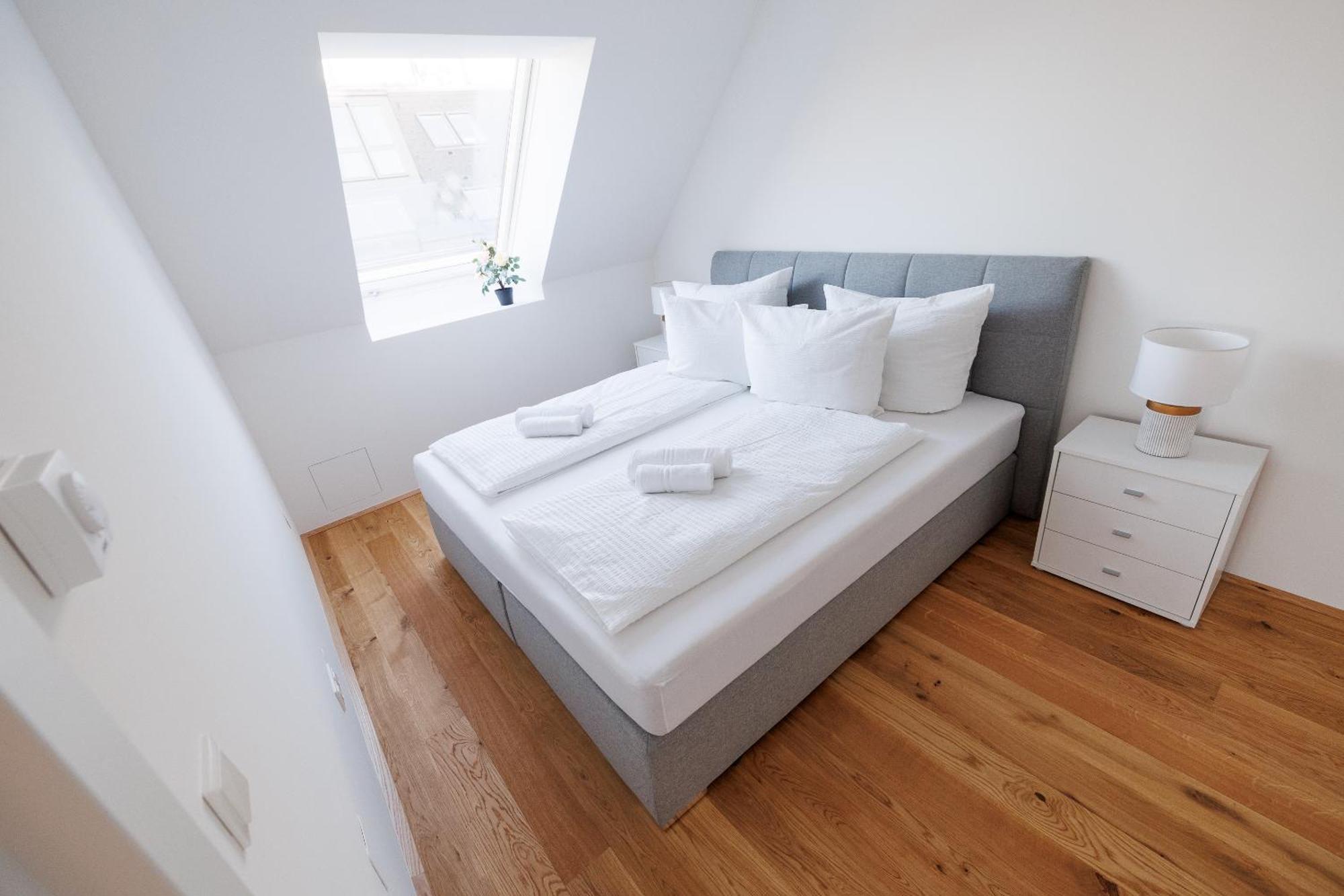 Symphony Apartments 40 - Modern Loft With Terrace And Grill In Central Location 维也纳 外观 照片