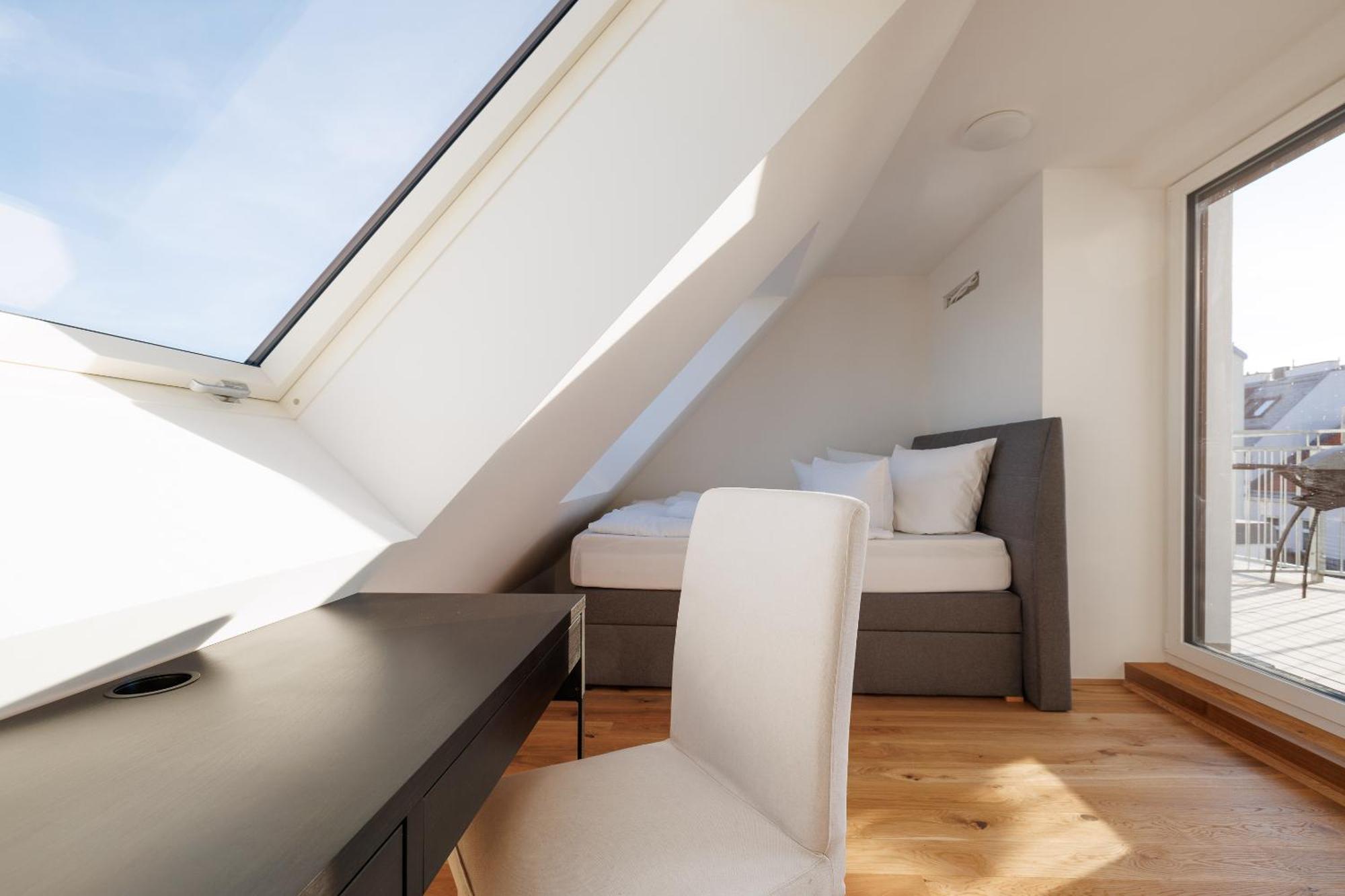 Symphony Apartments 40 - Modern Loft With Terrace And Grill In Central Location 维也纳 外观 照片