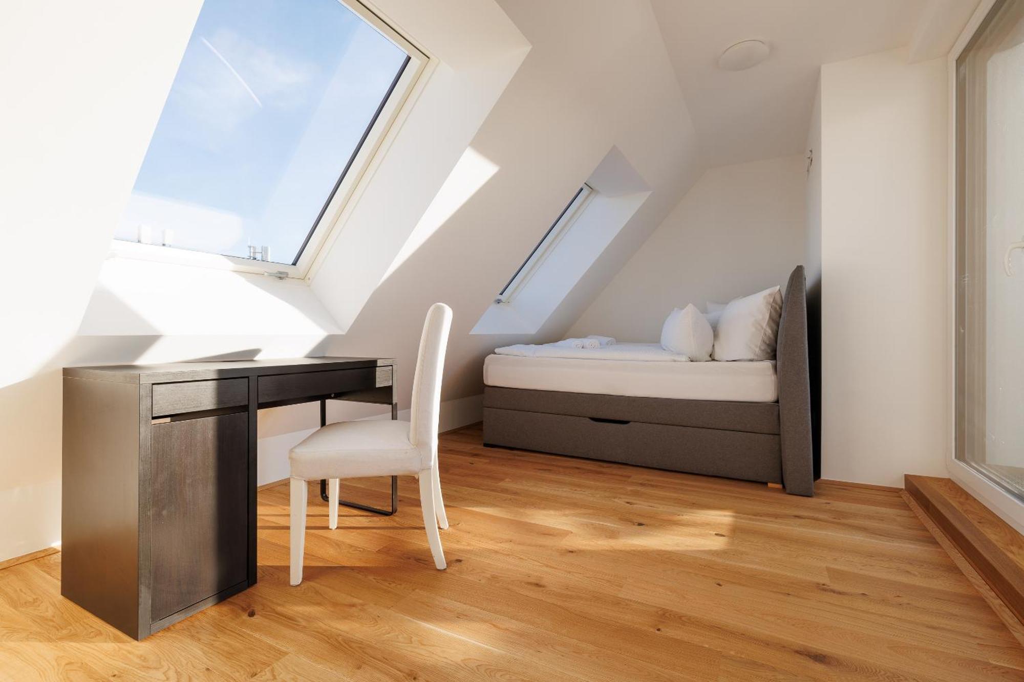 Symphony Apartments 40 - Modern Loft With Terrace And Grill In Central Location 维也纳 外观 照片
