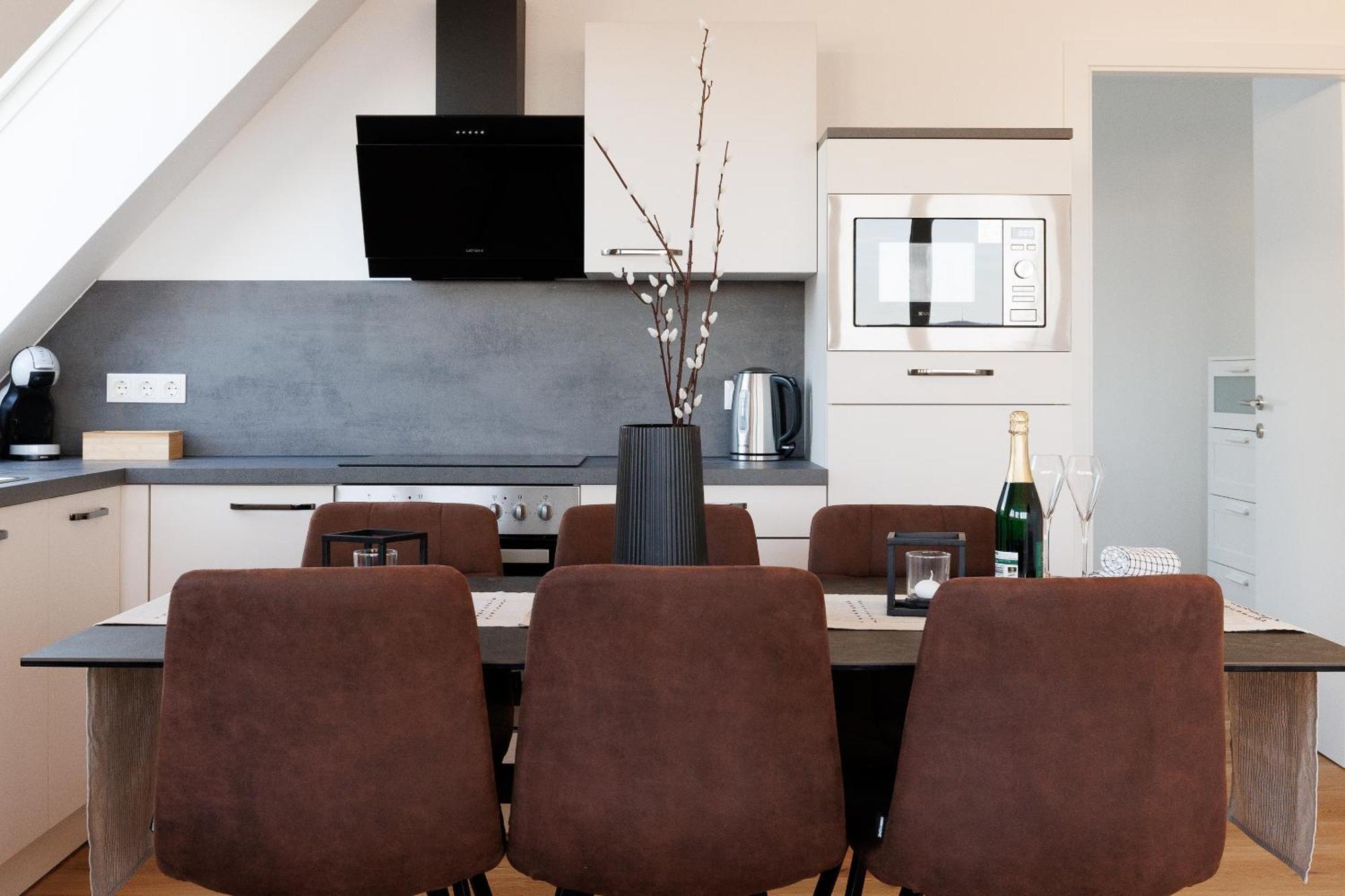 Symphony Apartments 40 - Modern Loft With Terrace And Grill In Central Location 维也纳 外观 照片